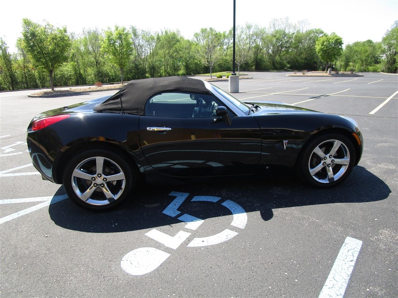 Pontiac Solstice Roadster 2006