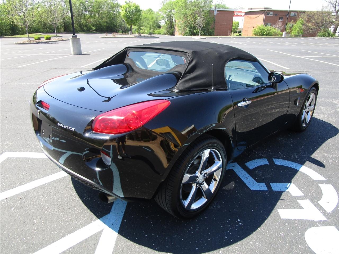 Pontiac Solstice Roadster 2006