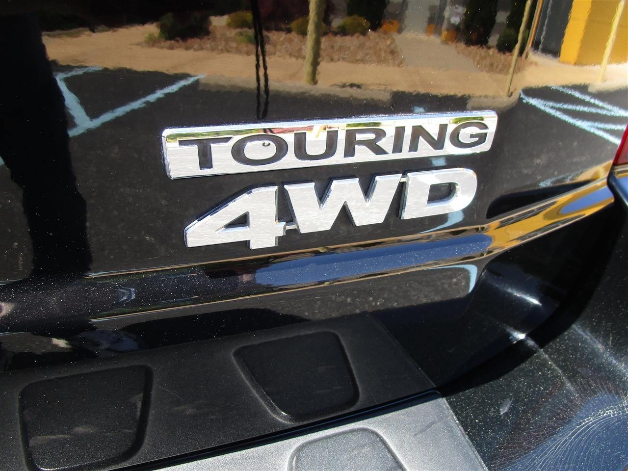 Honda Pilot Touring 4WD 5-Spd AT with DVD 2012