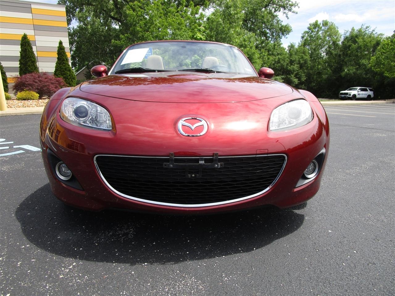 Mazda MX-5 Miata Grand Touring PRHT 2009