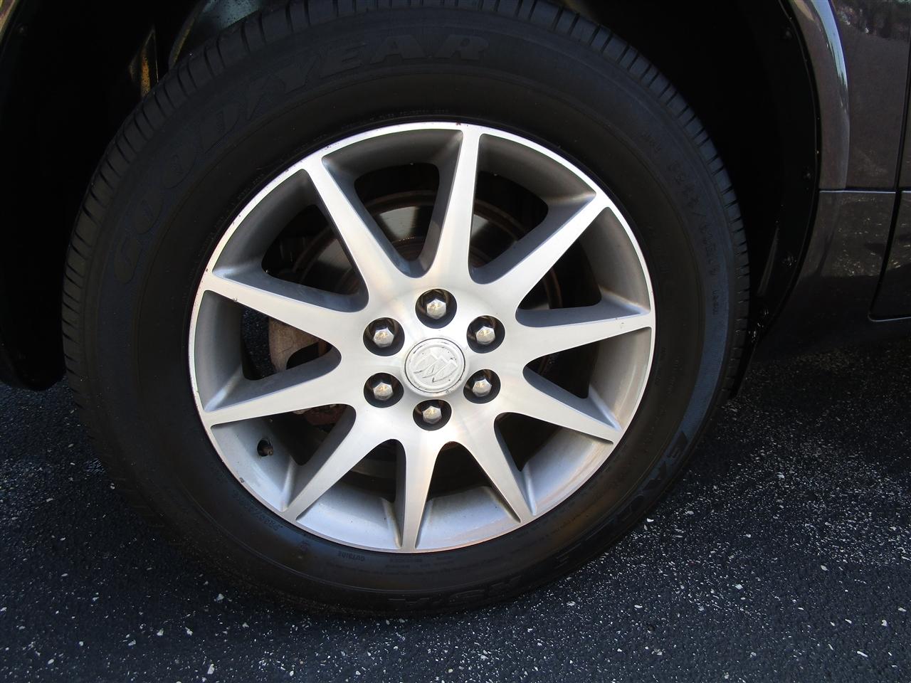 Buick Enclave Leather AWD 2015