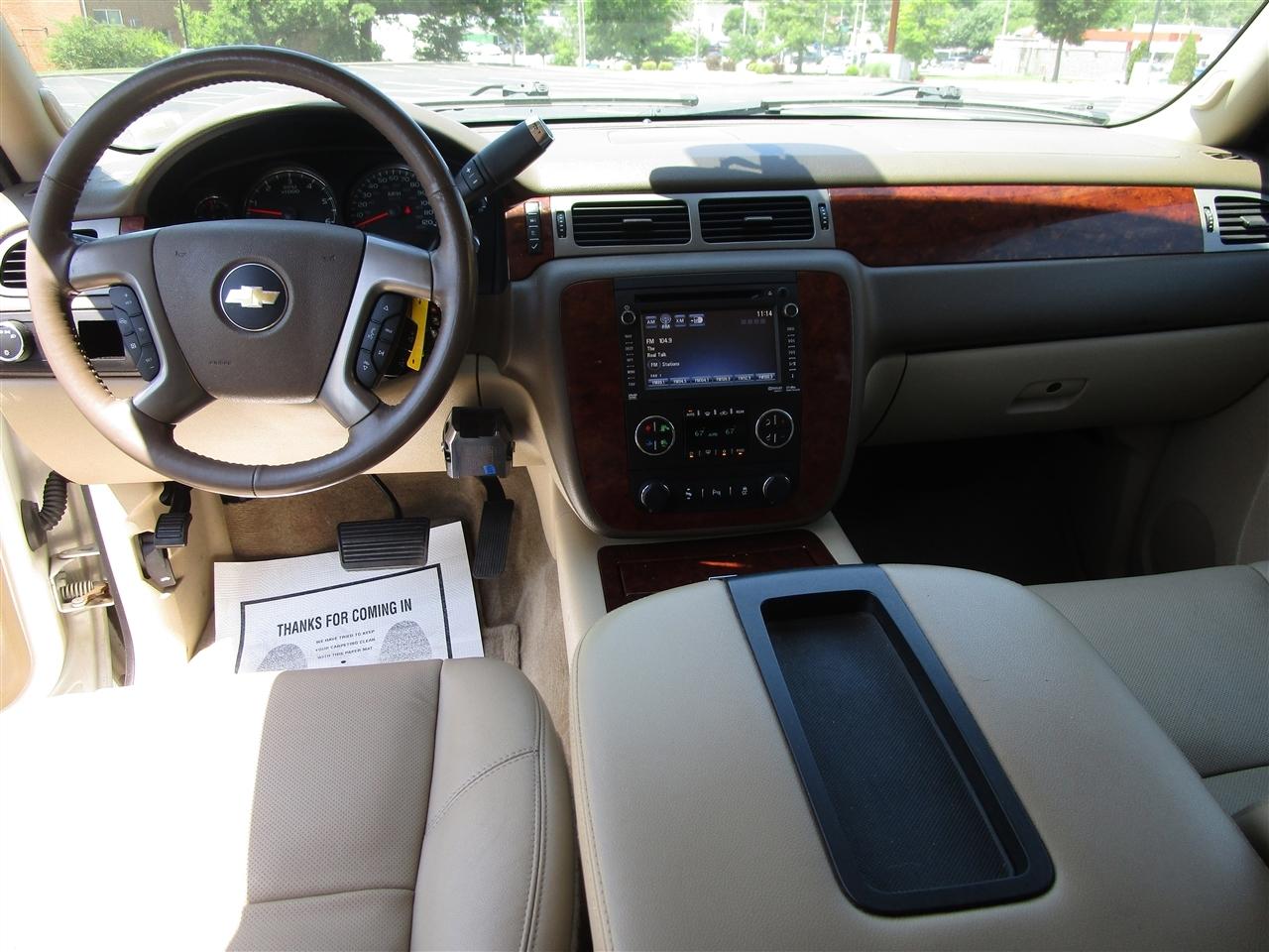 Chevrolet Suburban LTZ 1500 2WD 2013
