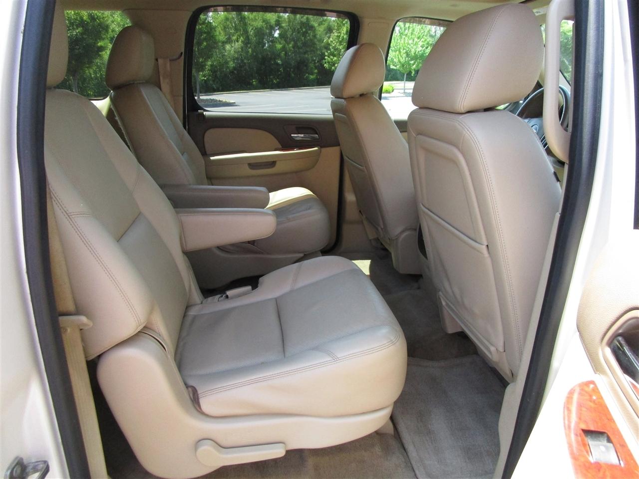 Chevrolet Suburban LTZ 1500 2WD 2013
