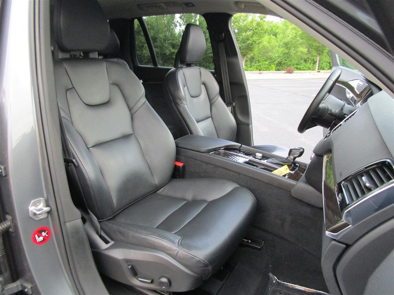 Volvo XC90 T6 Momentum AWD 2016