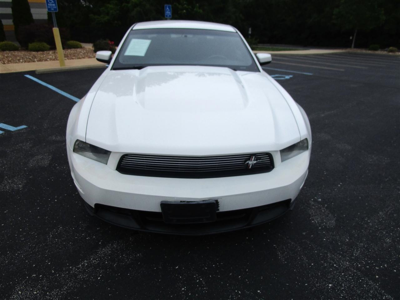 Ford Mustang GT Coupe 2011
