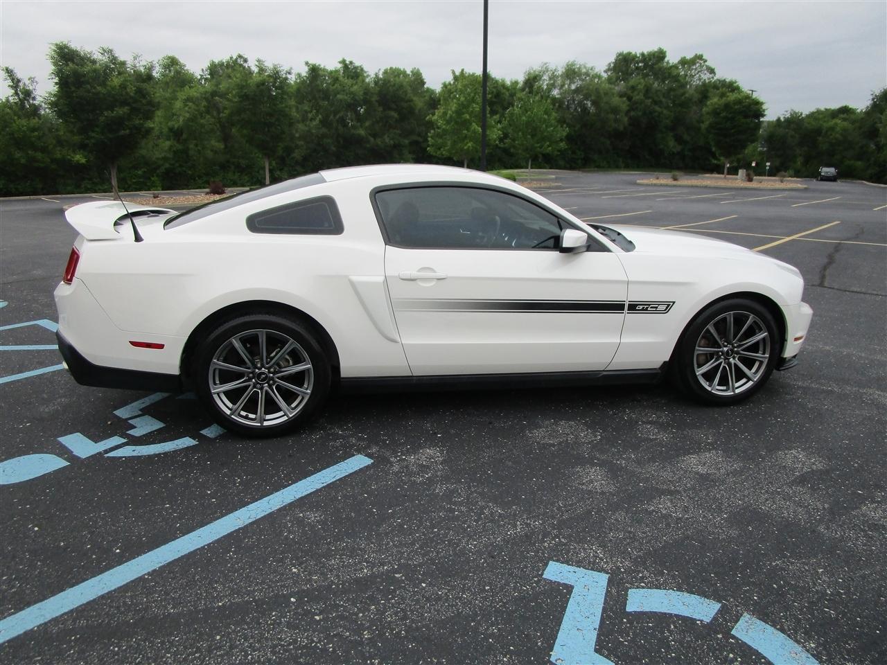 Ford Mustang GT Coupe 2011