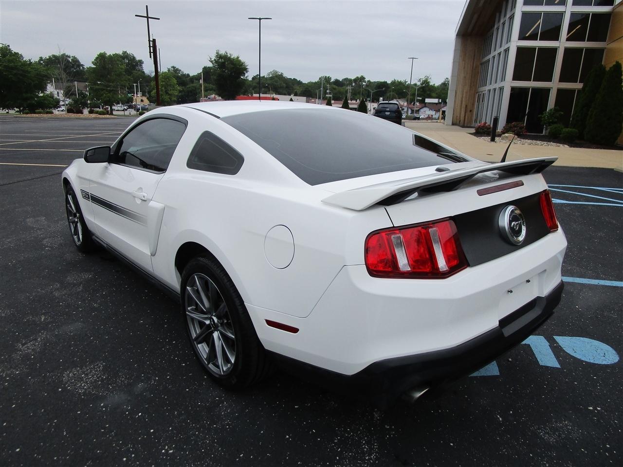 Ford Mustang GT Coupe 2011