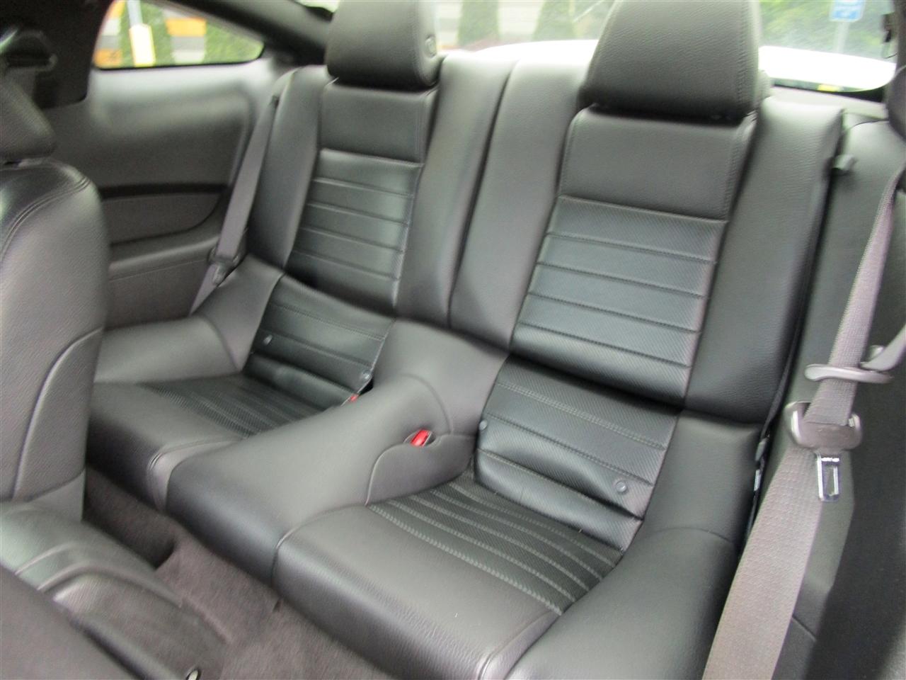 Ford Mustang GT Coupe 2011
