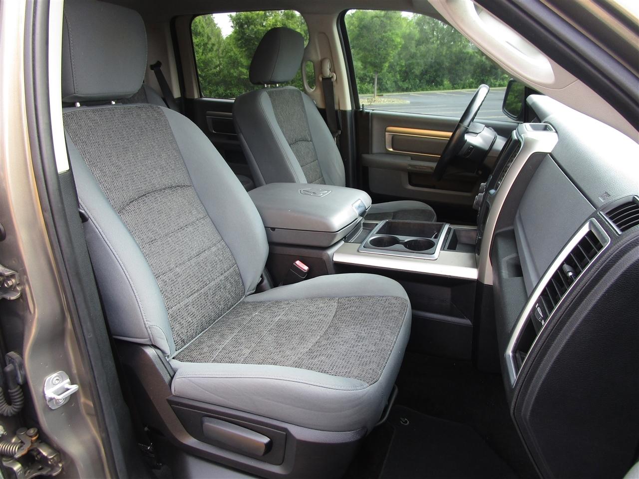 RAM 1500 SLT Crew Cab SWB 4WD 2014