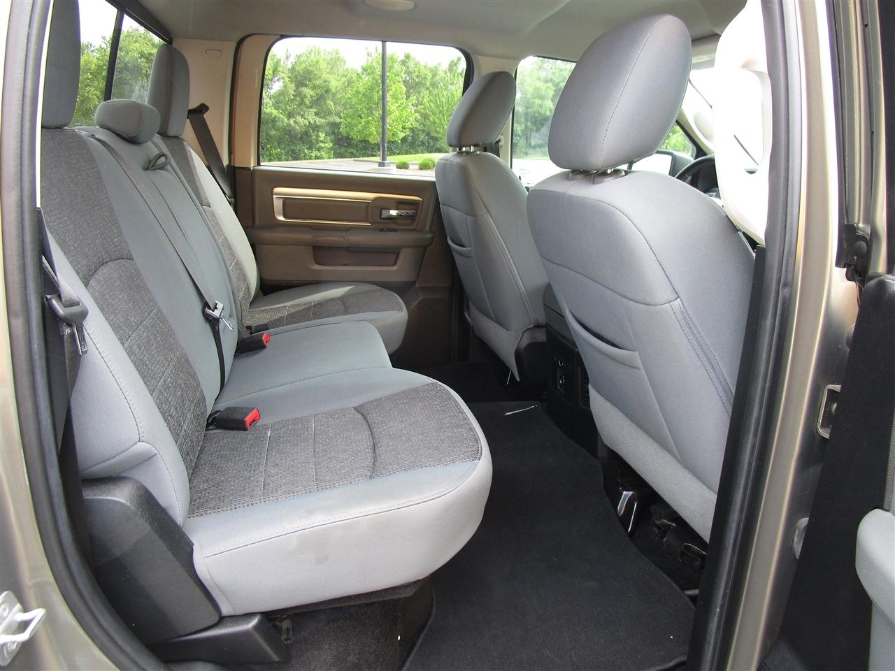 RAM 1500 SLT Crew Cab SWB 4WD 2014