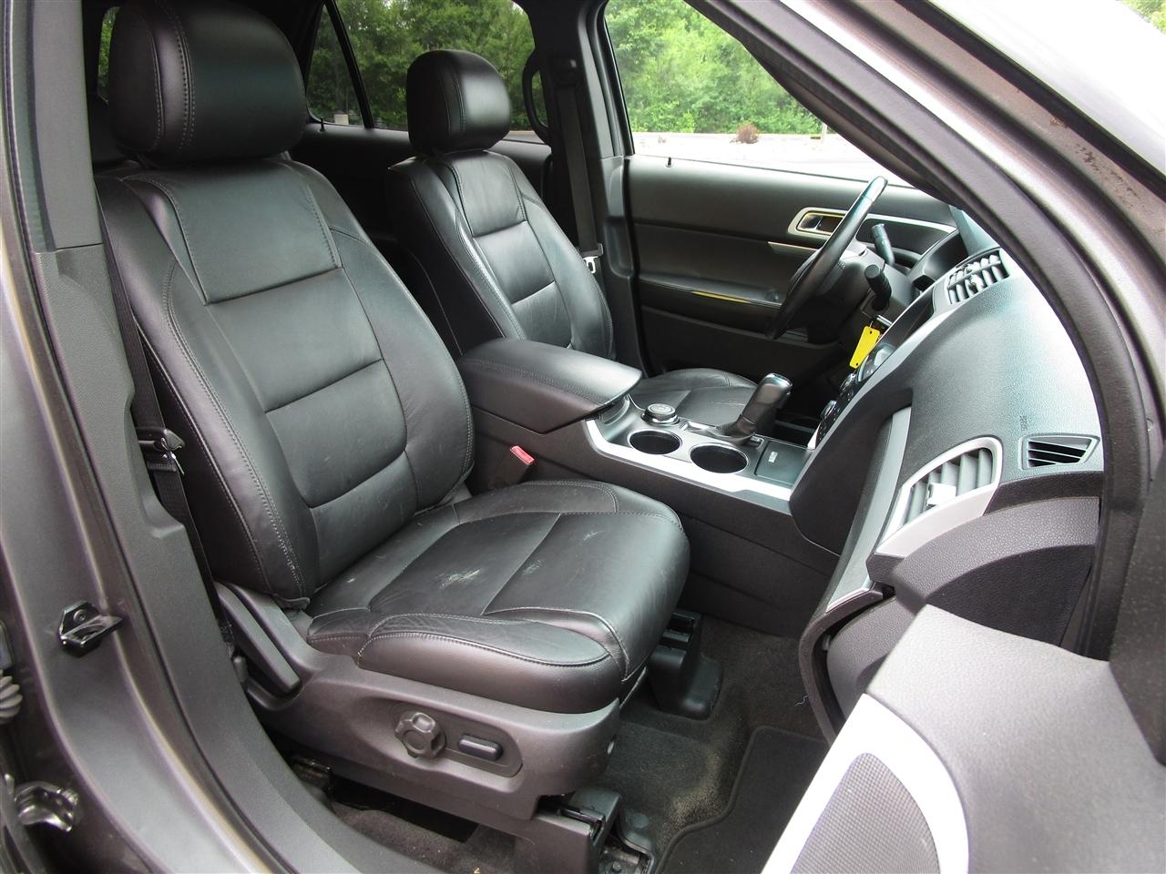 Ford Explorer XLT 4WD 2013
