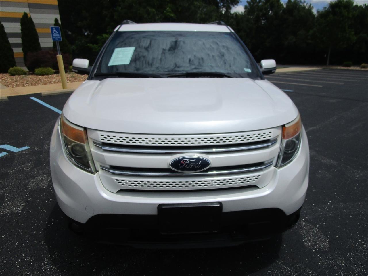 Ford Explorer Limited FWD 2014