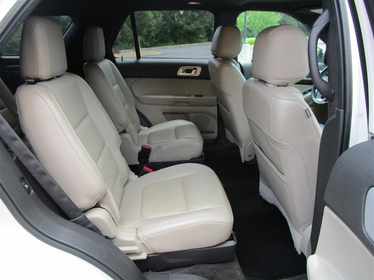 Ford Explorer Limited FWD 2014