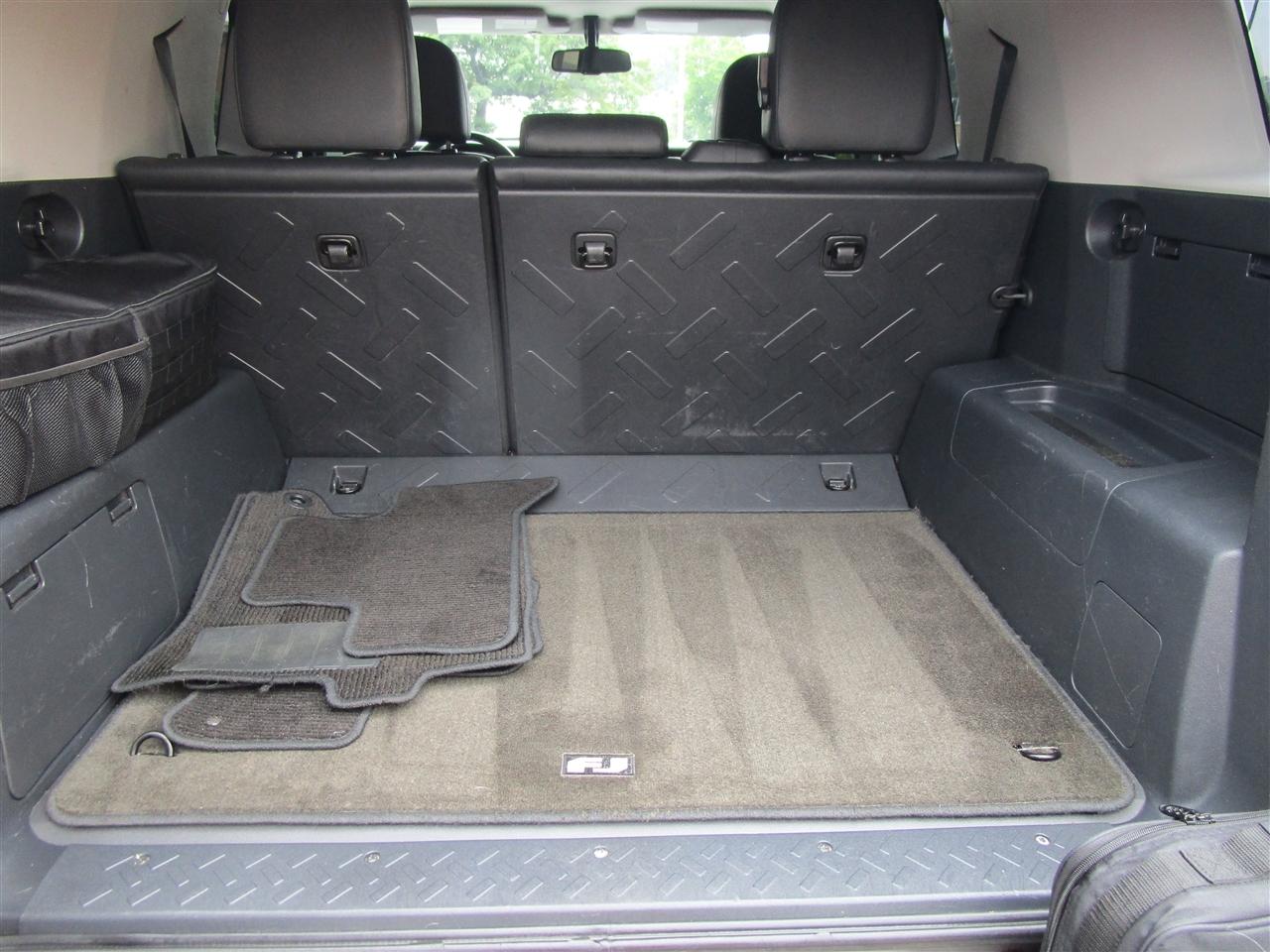 Toyota FJ Cruiser 4WD MT 2012