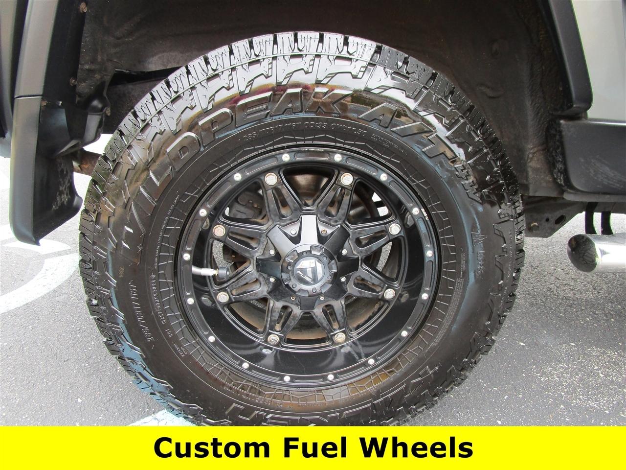 Toyota FJ Cruiser 4WD MT 2012