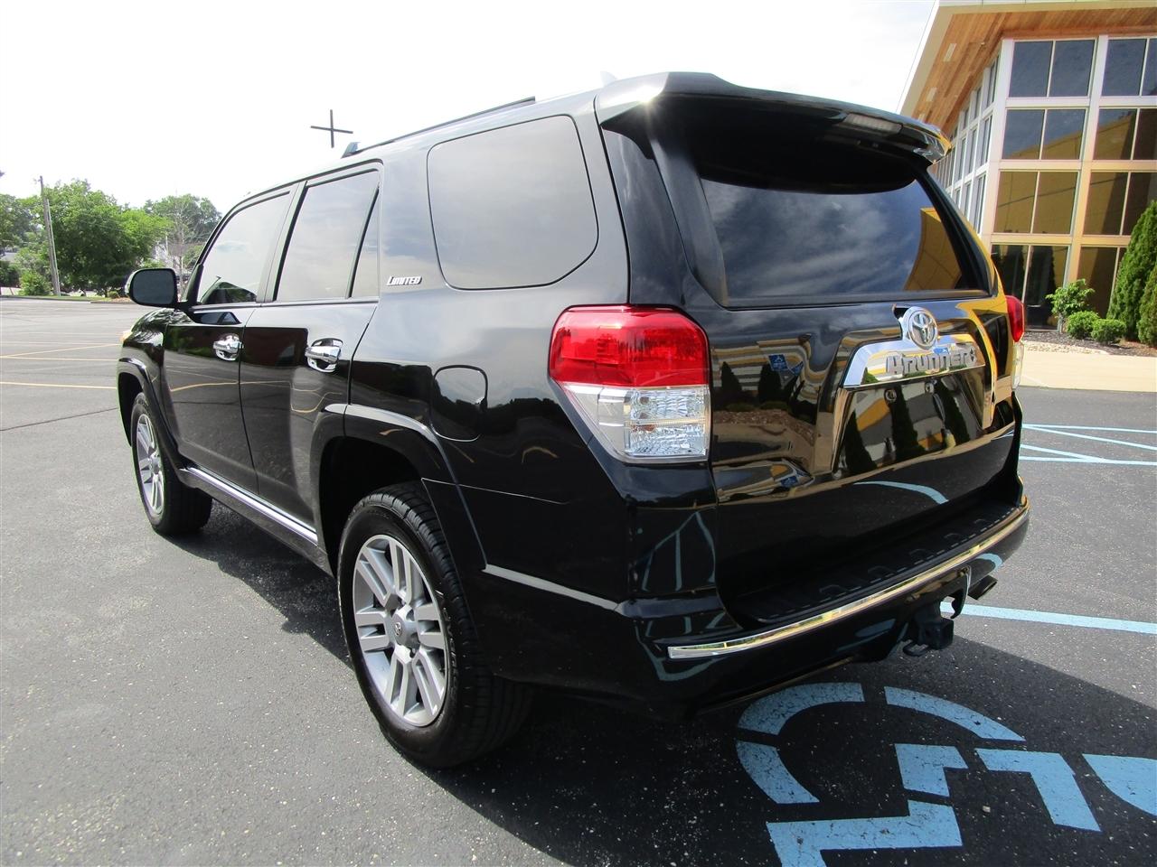 Toyota 4Runner Limited 4WD V6 2012