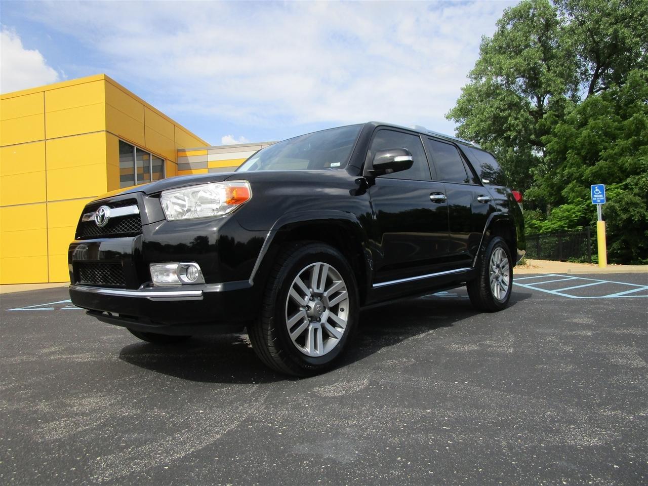Toyota 4Runner Limited 4WD V6 2012