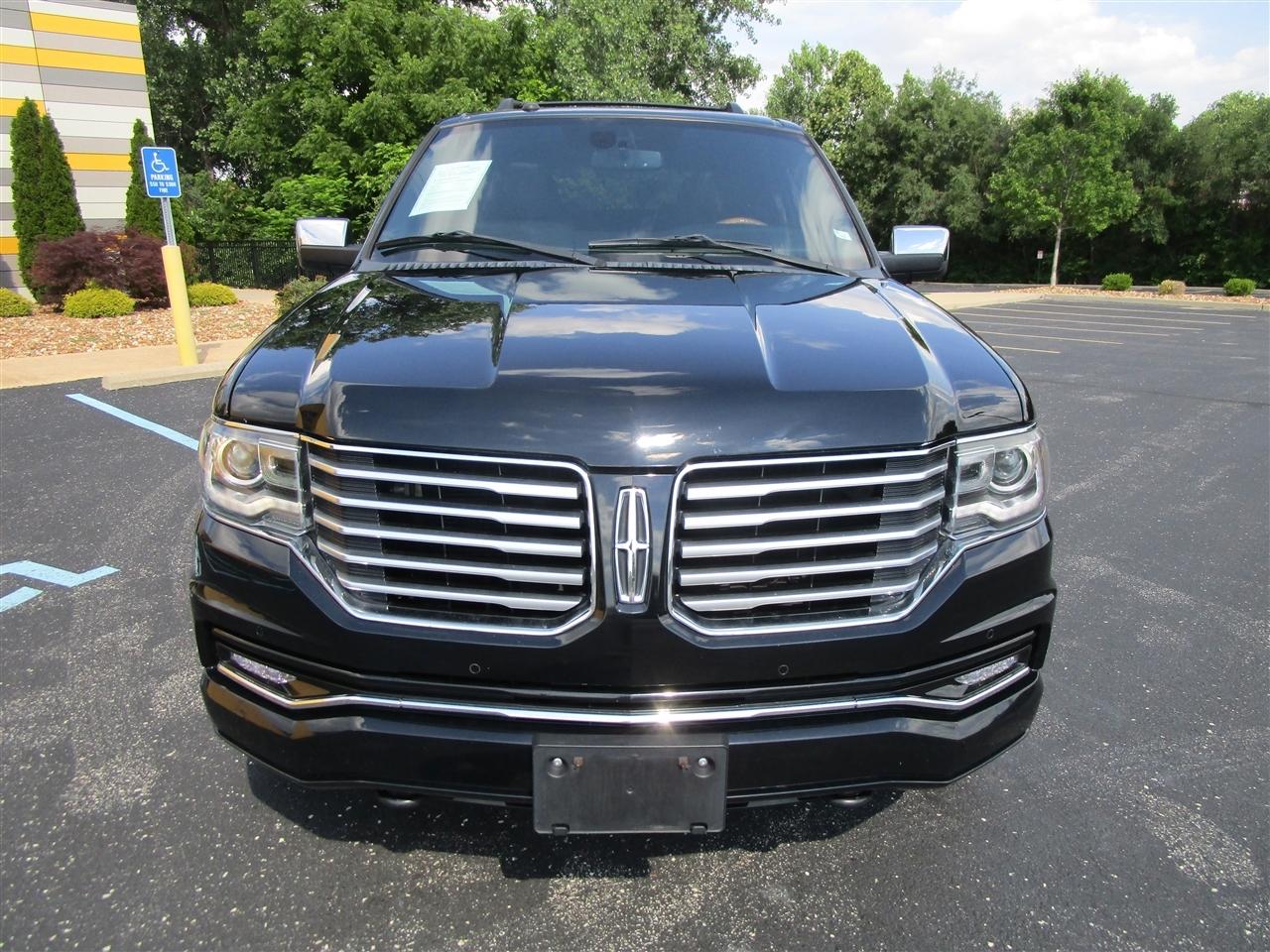 Lincoln Navigator Select 4WD 2017