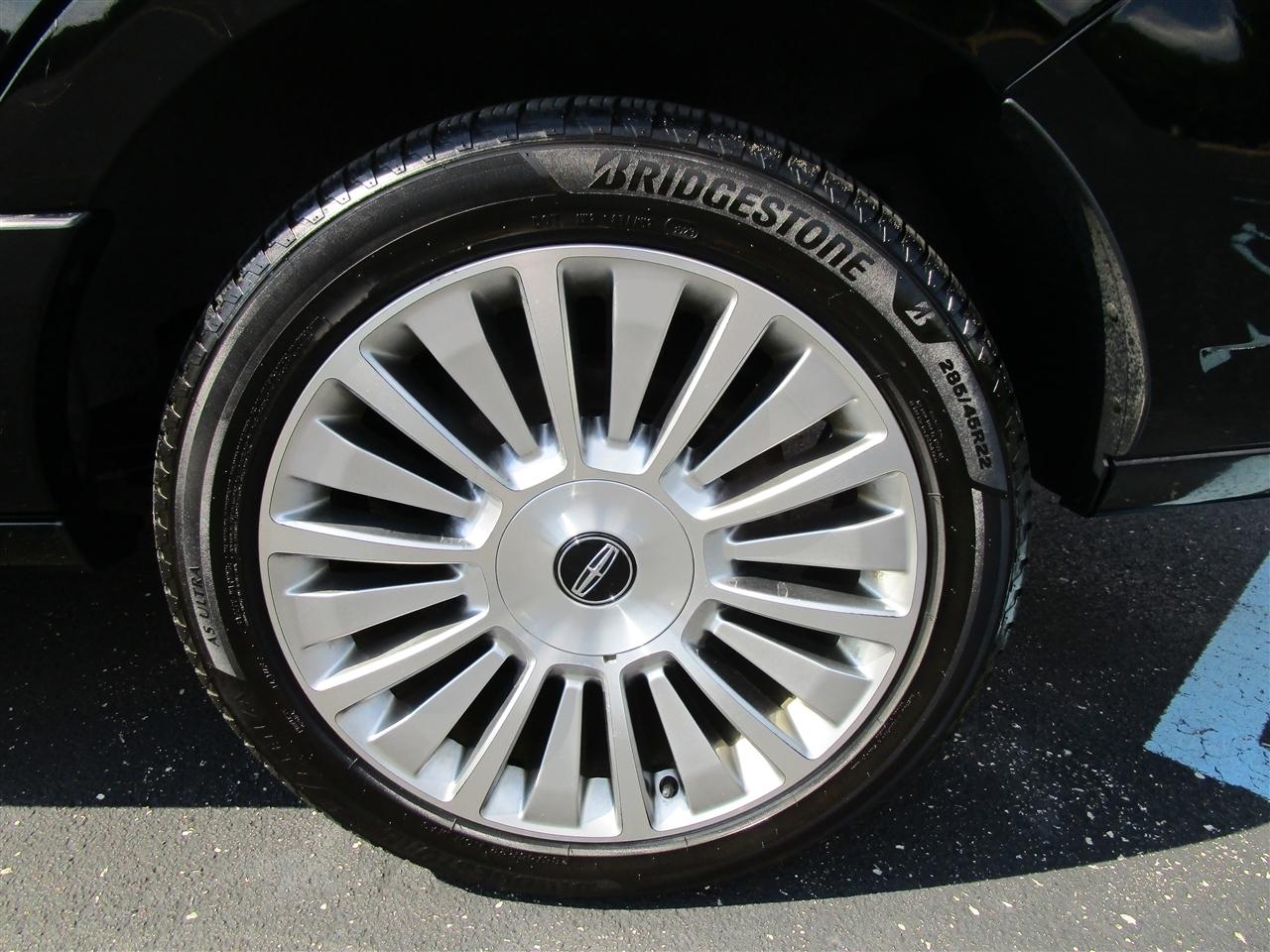 Lincoln Navigator Select 4WD 2017