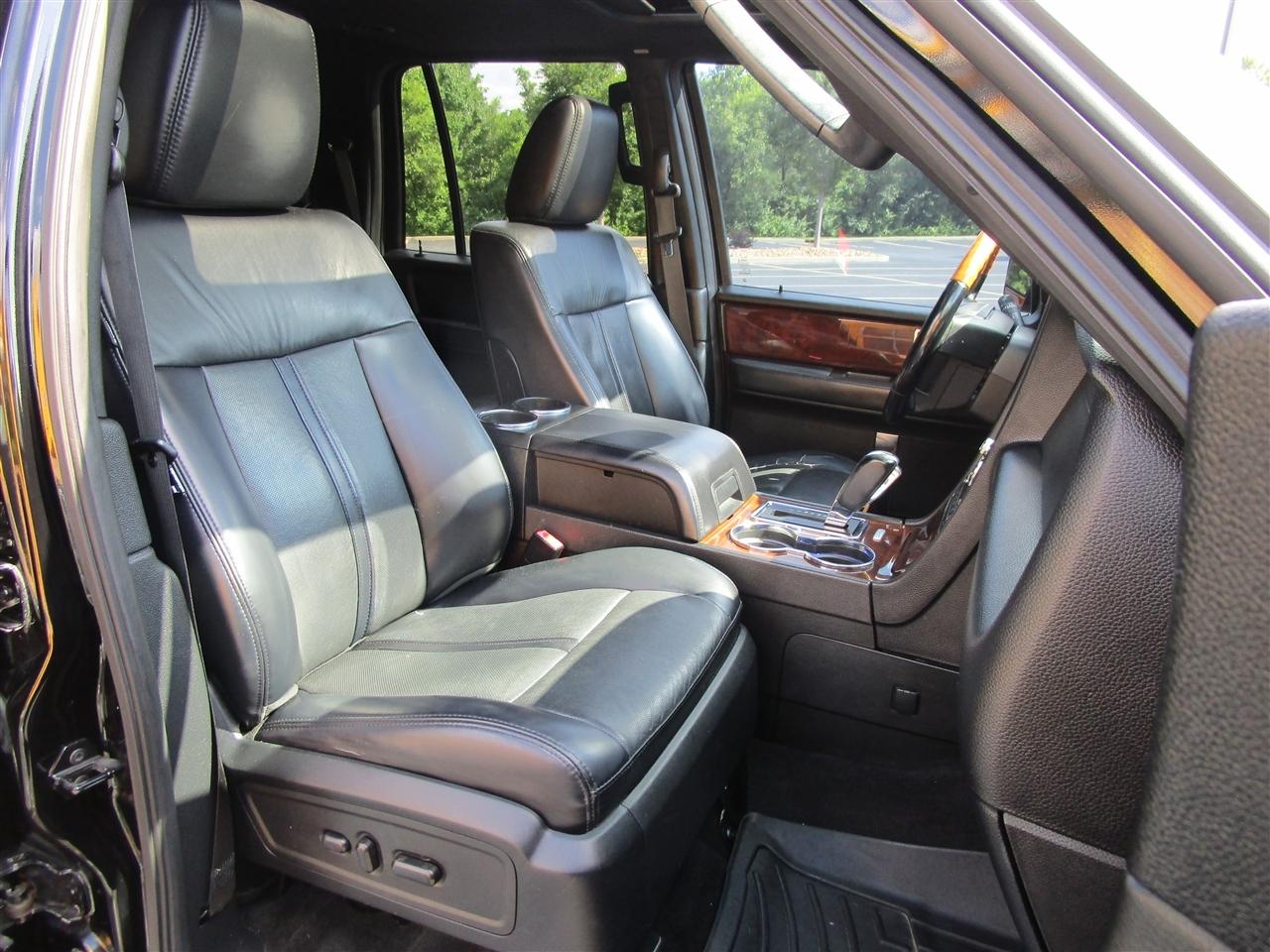 Lincoln Navigator Select 4WD 2017