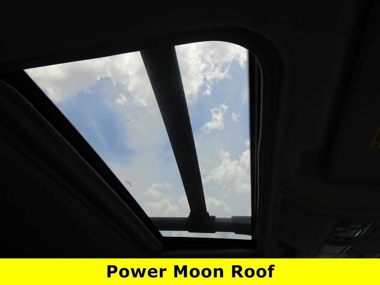 Nissan Frontier SL Crew Cab 4WD 2011