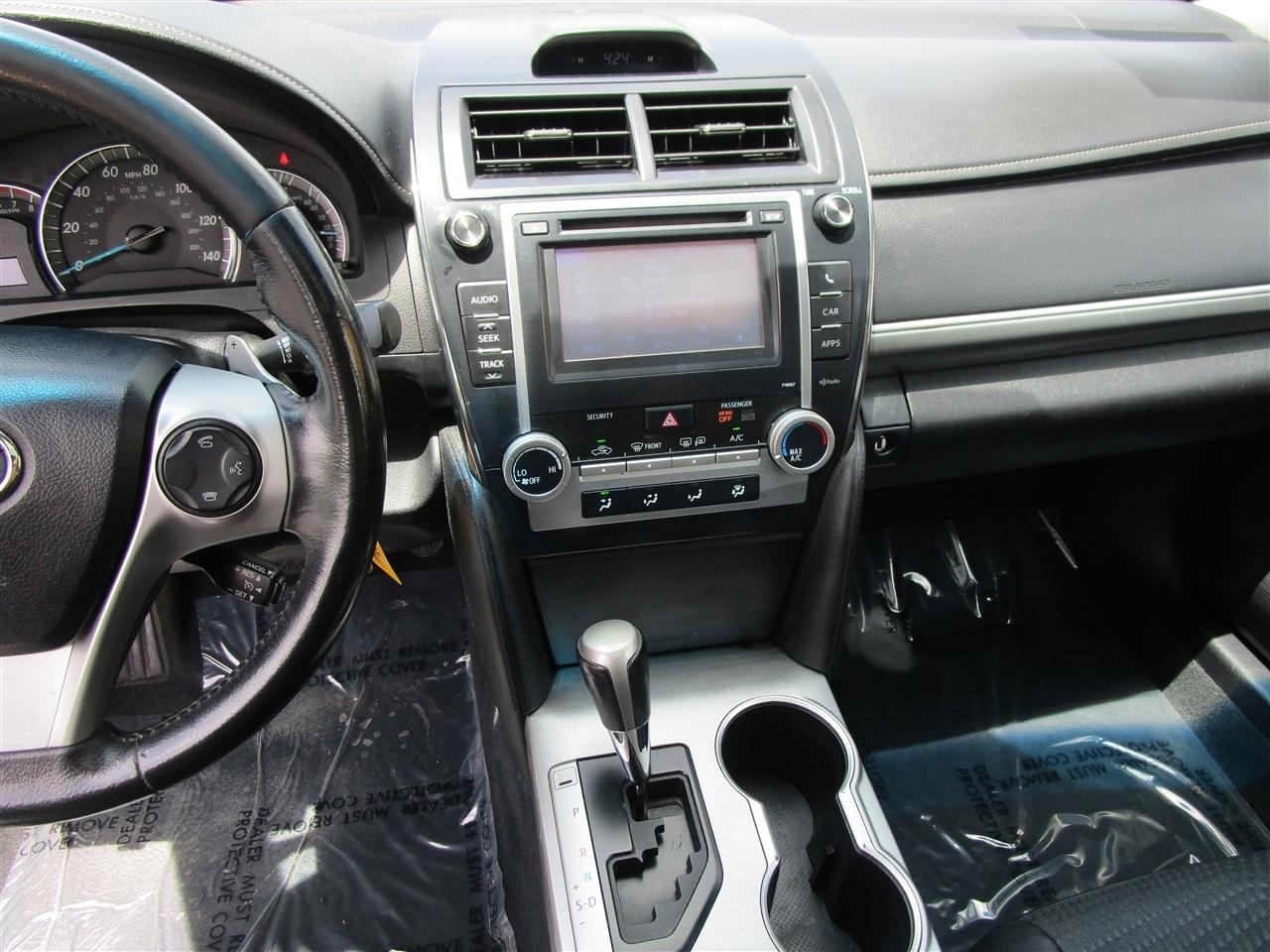 Toyota Camry SE 2013