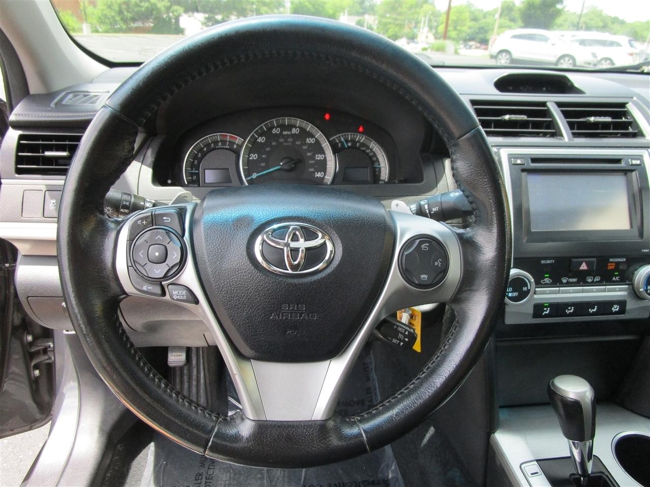 Toyota Camry SE 2013