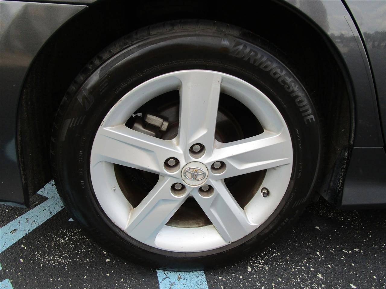 Toyota Camry SE 2013