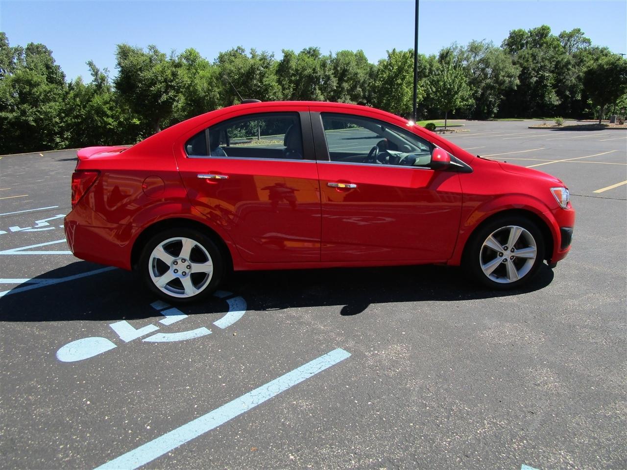 Chevrolet Sonic LTZ Auto Sedan 2015