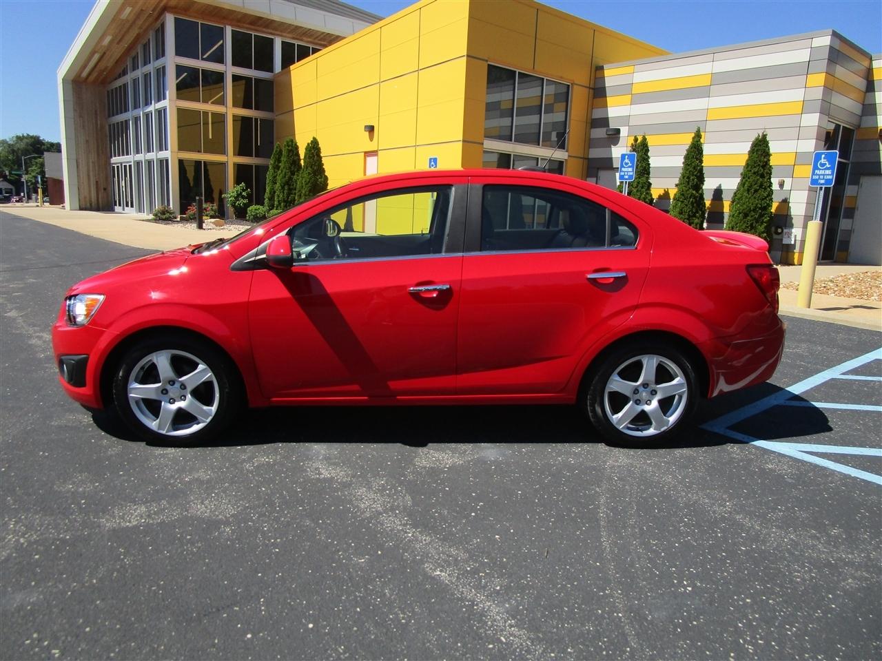 Chevrolet Sonic LTZ Auto Sedan 2015