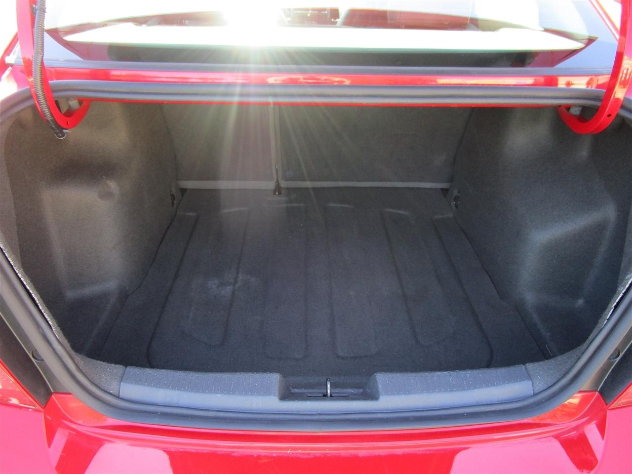 Chevrolet Sonic LTZ Auto Sedan 2015