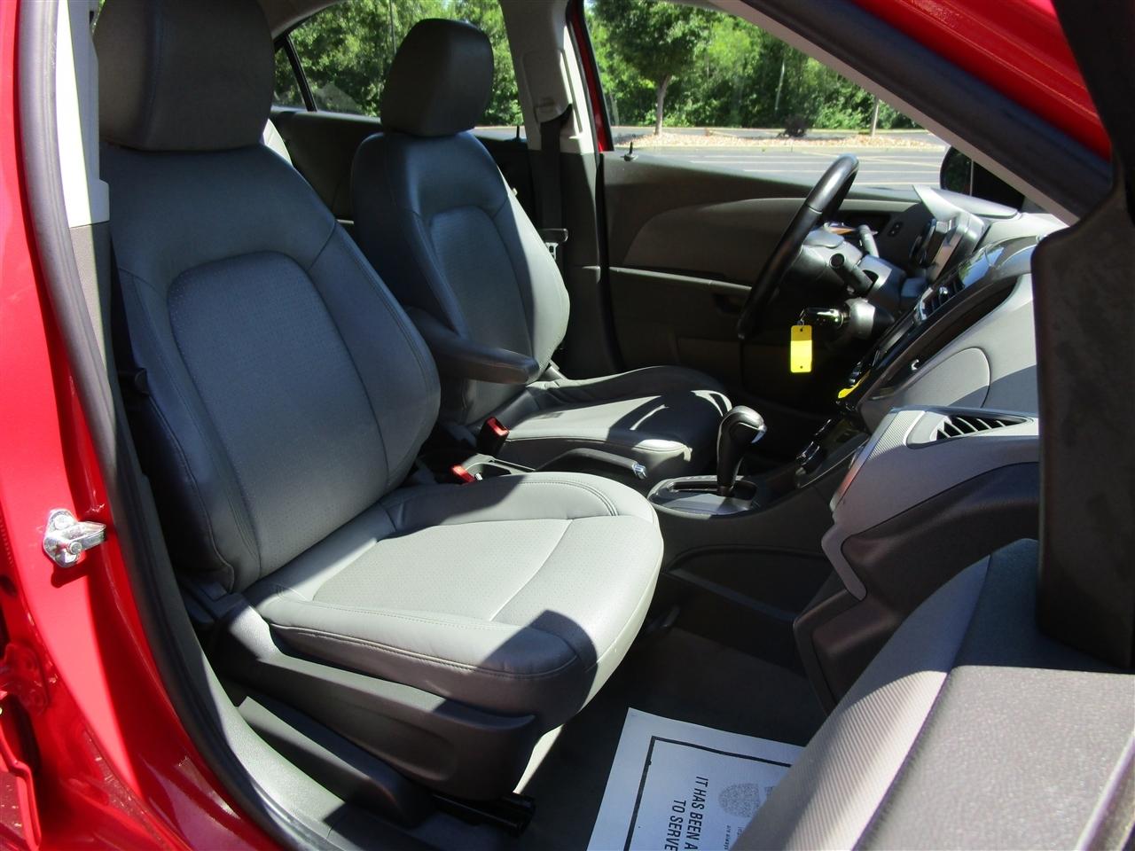 Chevrolet Sonic LTZ Auto Sedan 2015