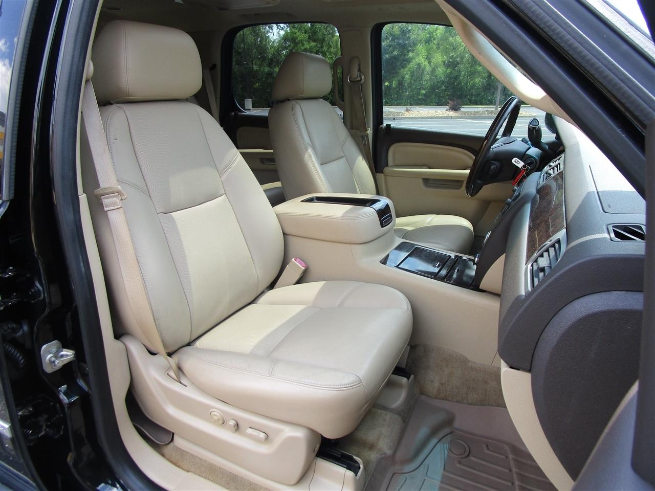GMC Yukon Denali 4WD 2013