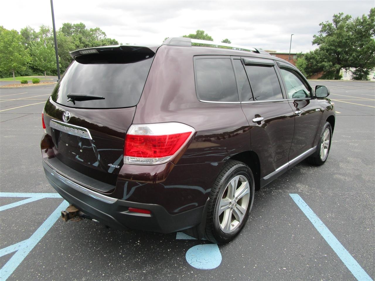 Toyota Highlander Limited 4WD 2013