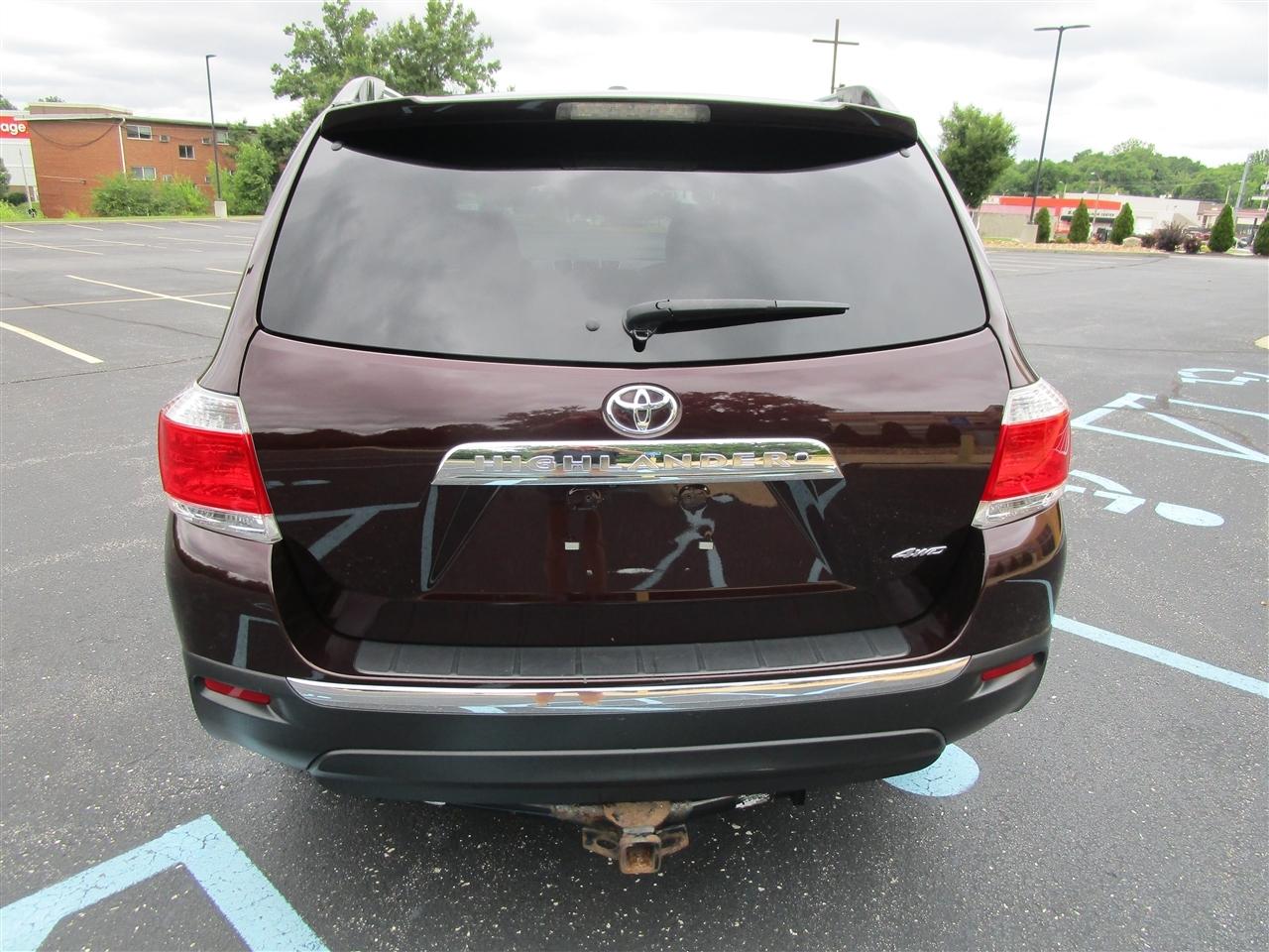 Toyota Highlander Limited 4WD 2013