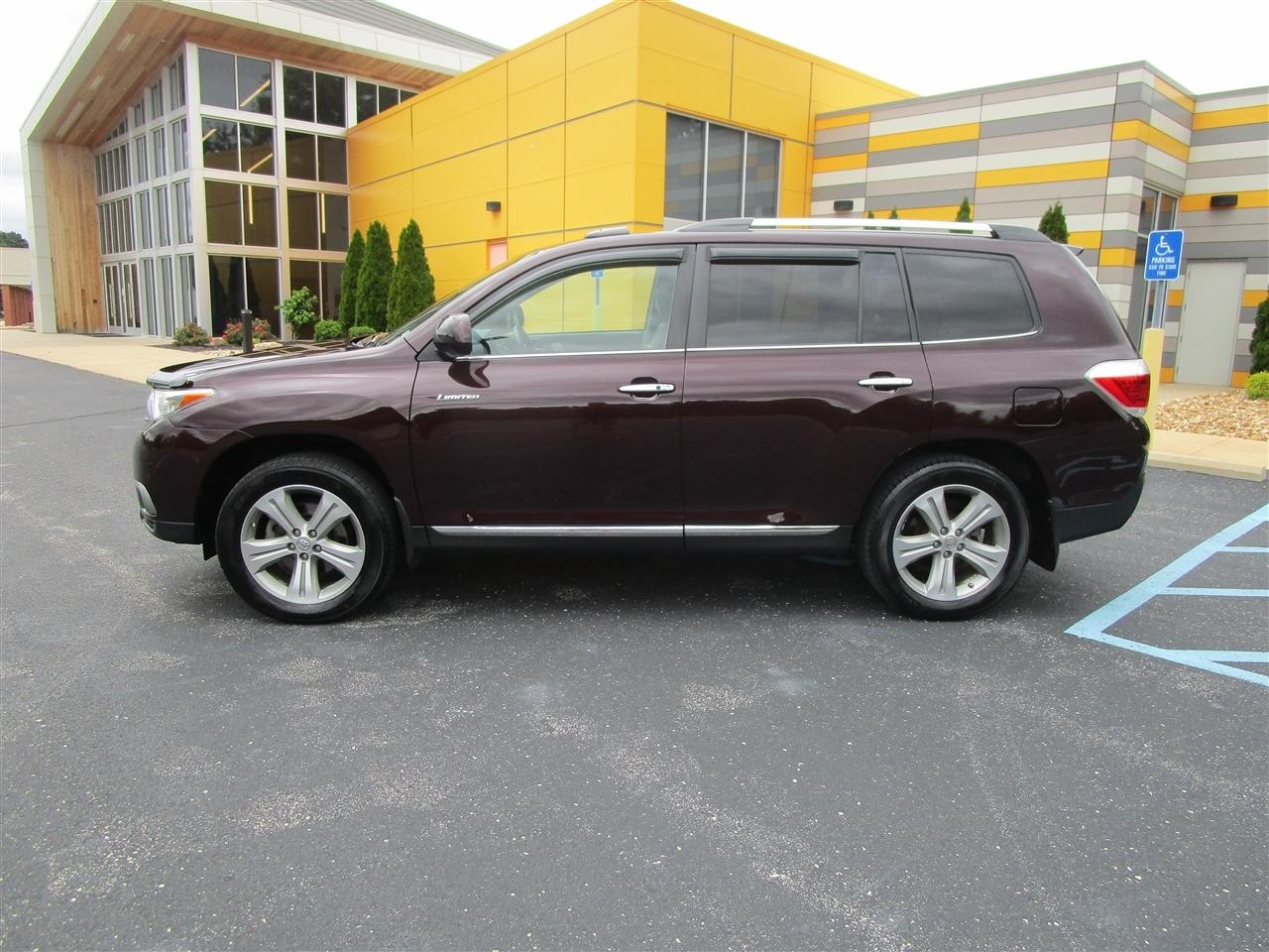 Toyota Highlander Limited 4WD 2013