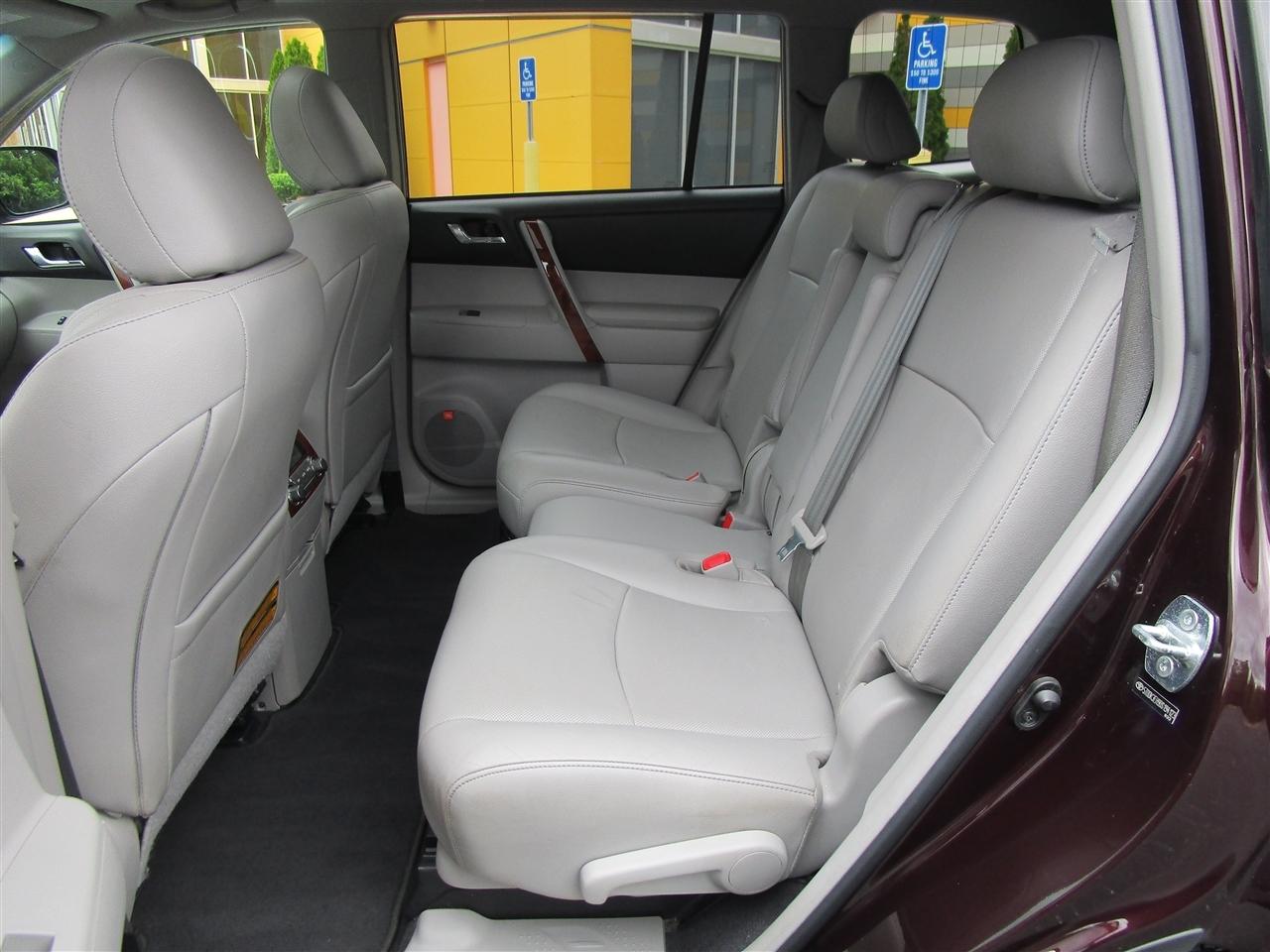 Toyota Highlander Limited 4WD 2013