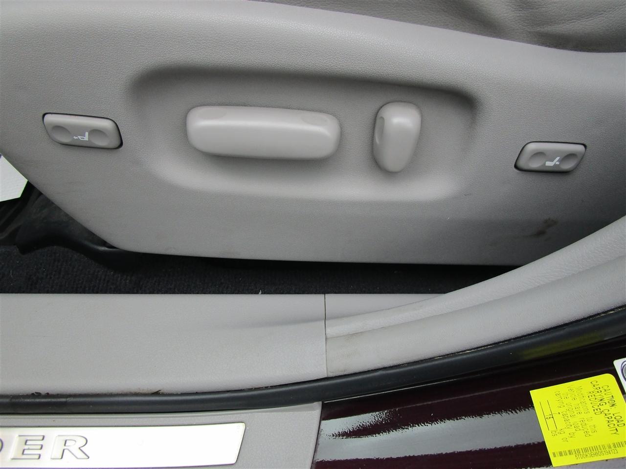 Toyota Highlander Limited 4WD 2013