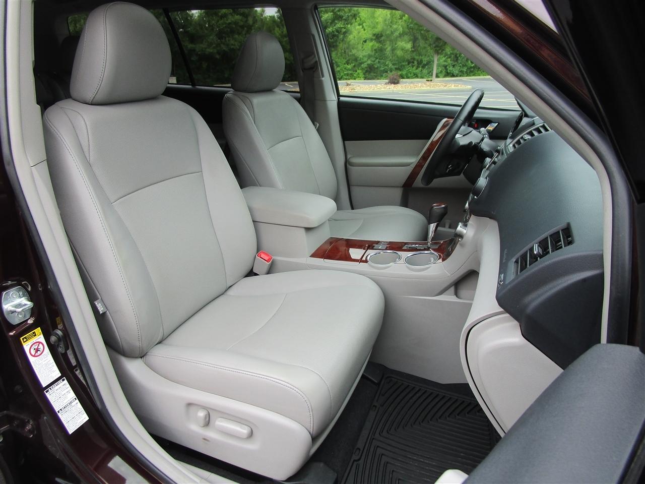 Toyota Highlander Limited 4WD 2013
