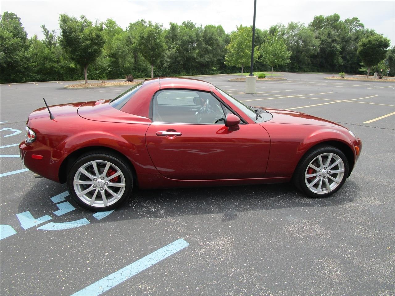 Mazda MX-5 Miata Grand Touring Power Retractable Hardtop 2008