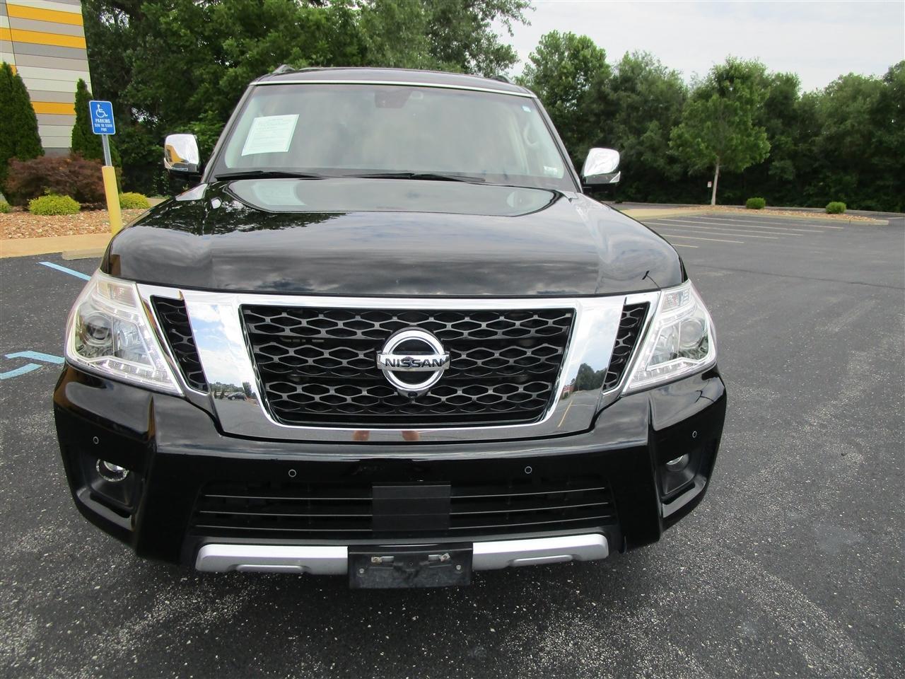 Nissan Armada Platinum AWD 2017