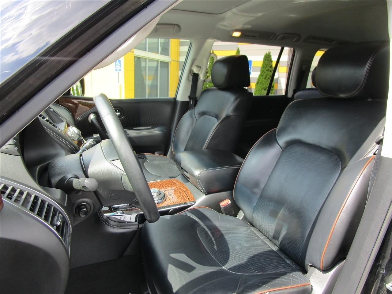 Nissan Armada Platinum AWD 2017