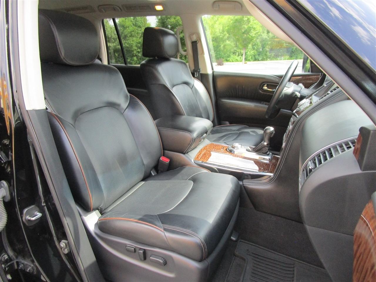 Nissan Armada Platinum AWD 2017