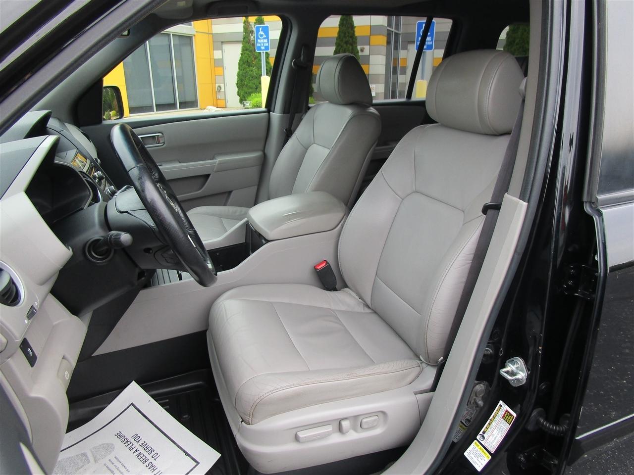 Honda Pilot EX-L 4WD 5-Spd AT 2012