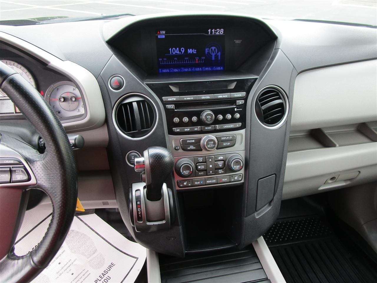 Honda Pilot EX-L 4WD 5-Spd AT 2012