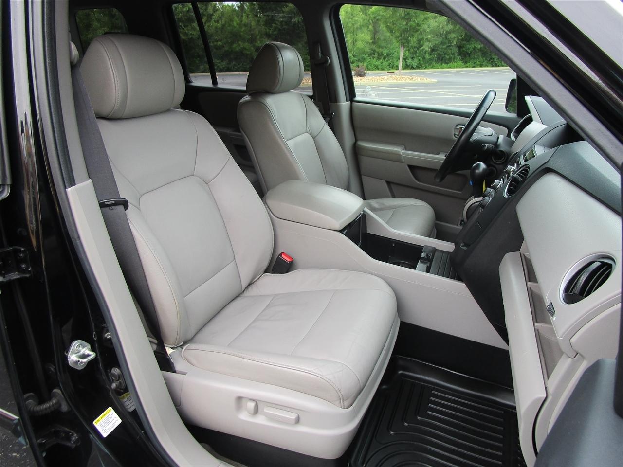 Honda Pilot EX-L 4WD 5-Spd AT 2012