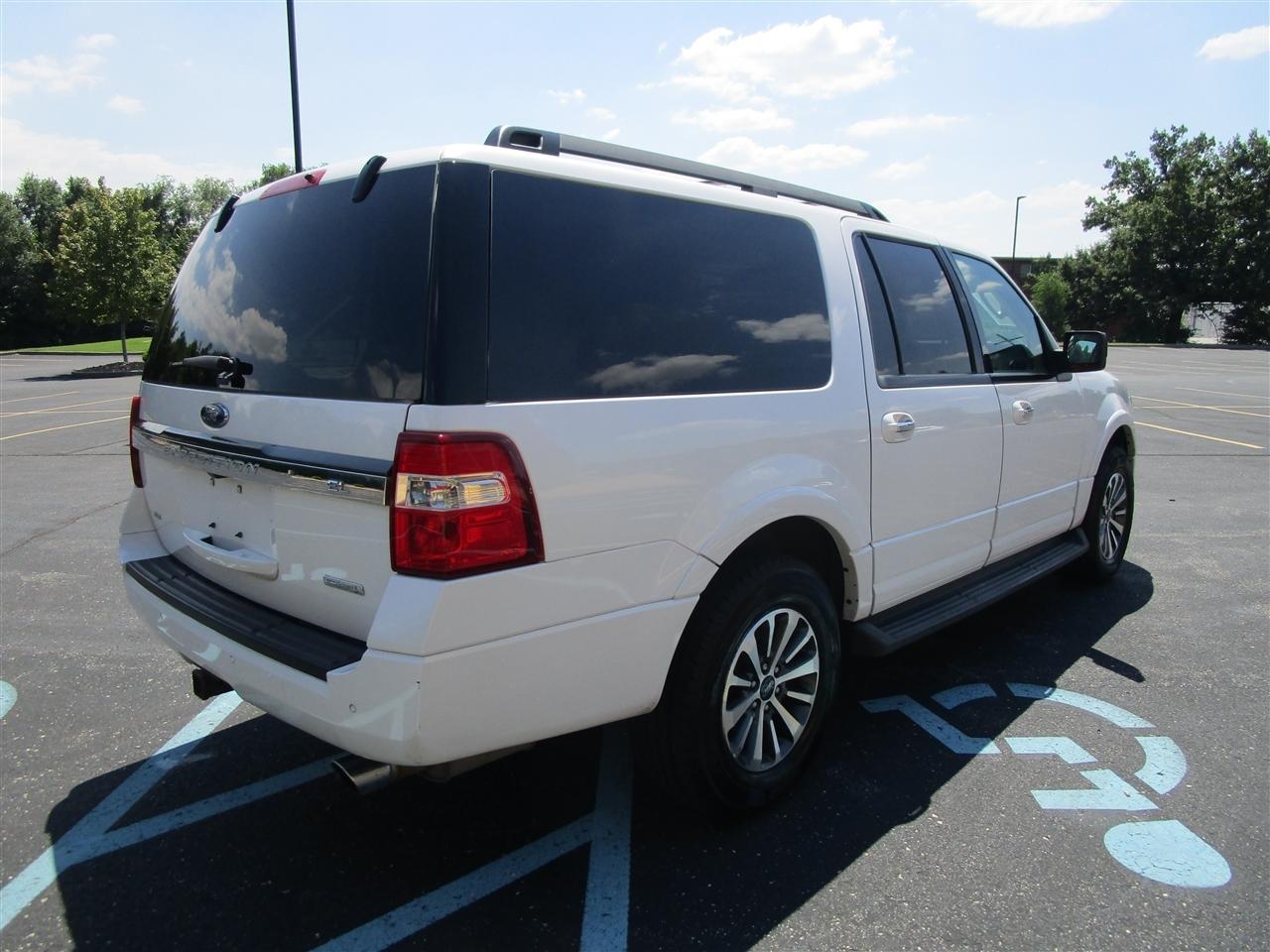Ford Expedition EL XLT 2WD 2017
