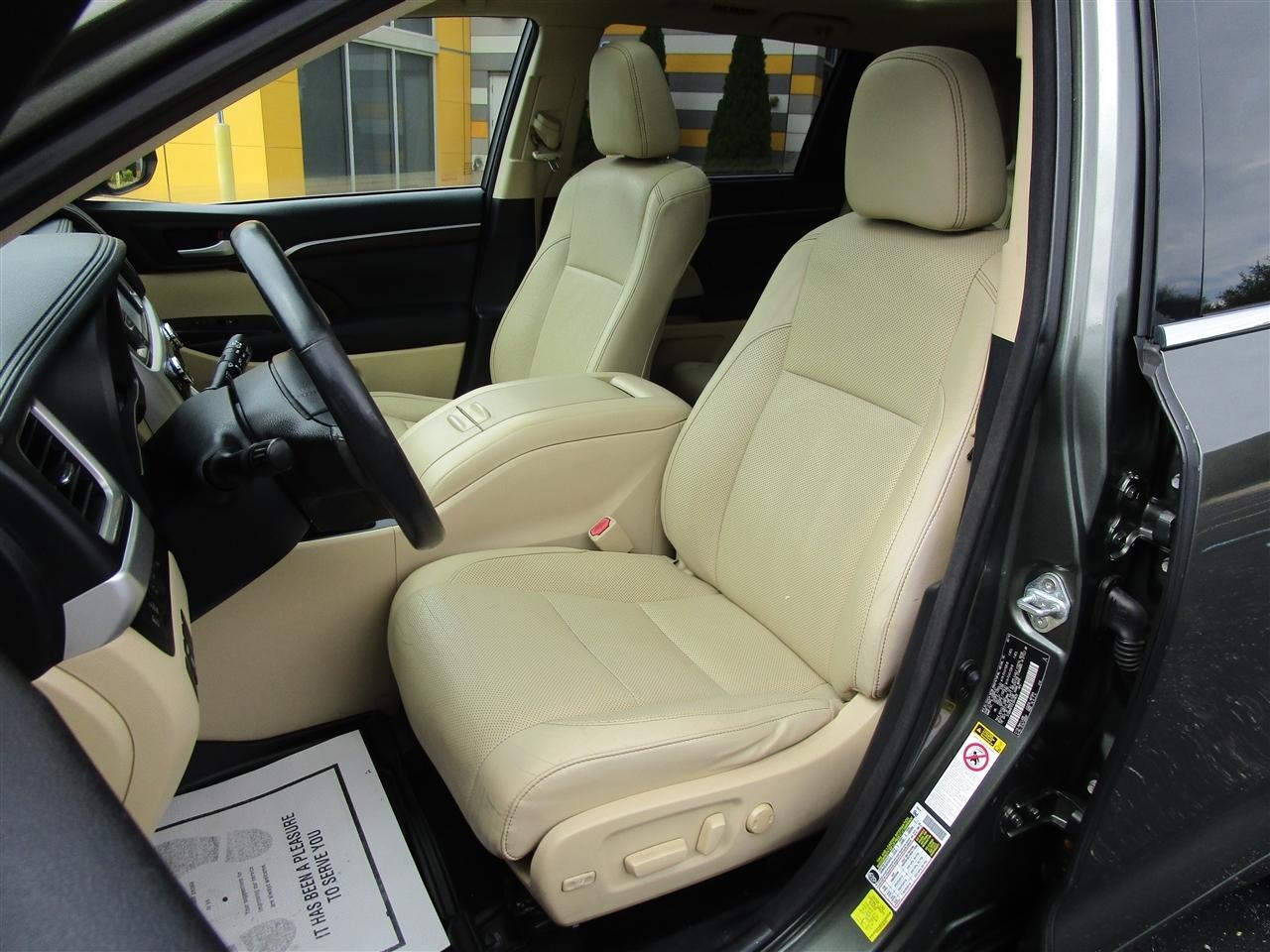 Toyota Highlander Limited AWD V6 2014