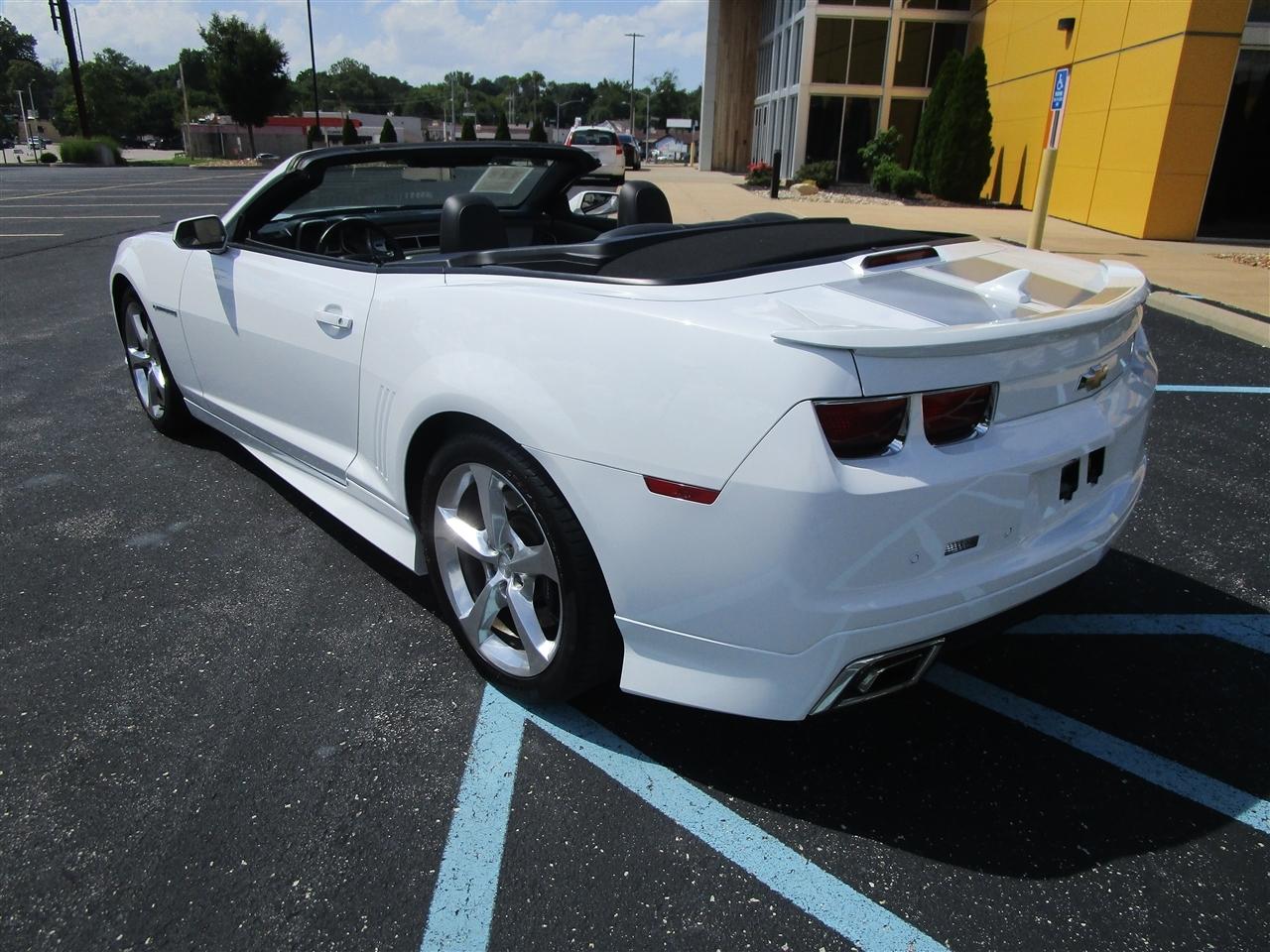 Chevrolet Camaro Convertible 2SS 2013