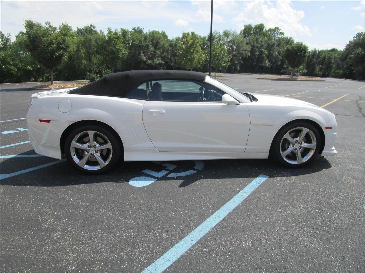 Chevrolet Camaro Convertible 2SS 2013